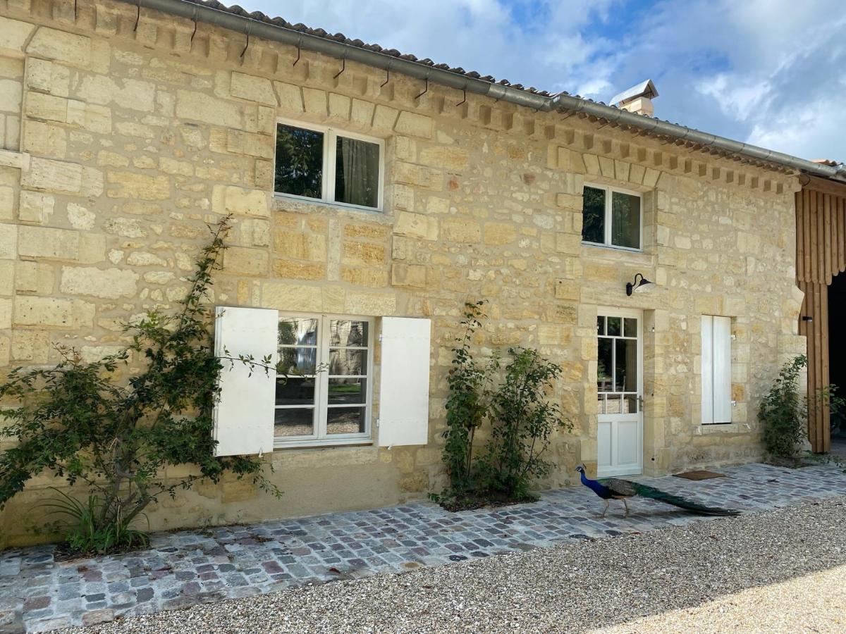 Gite Avec Piscine, Chateau De Lescours, St-Emilion Saint-Sulpice-de-Faleyrens Exterior foto